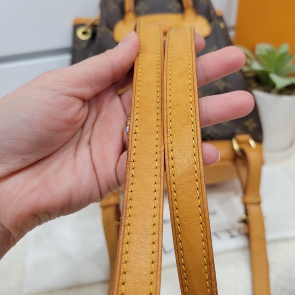 Beautiful ❤Authentic LV Montsouris Mini Backpack Bag Monogram - Picture 7 of 16